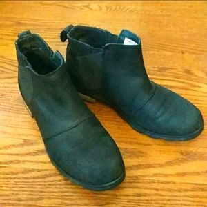 Sorel Women boots waterproof size 7.5